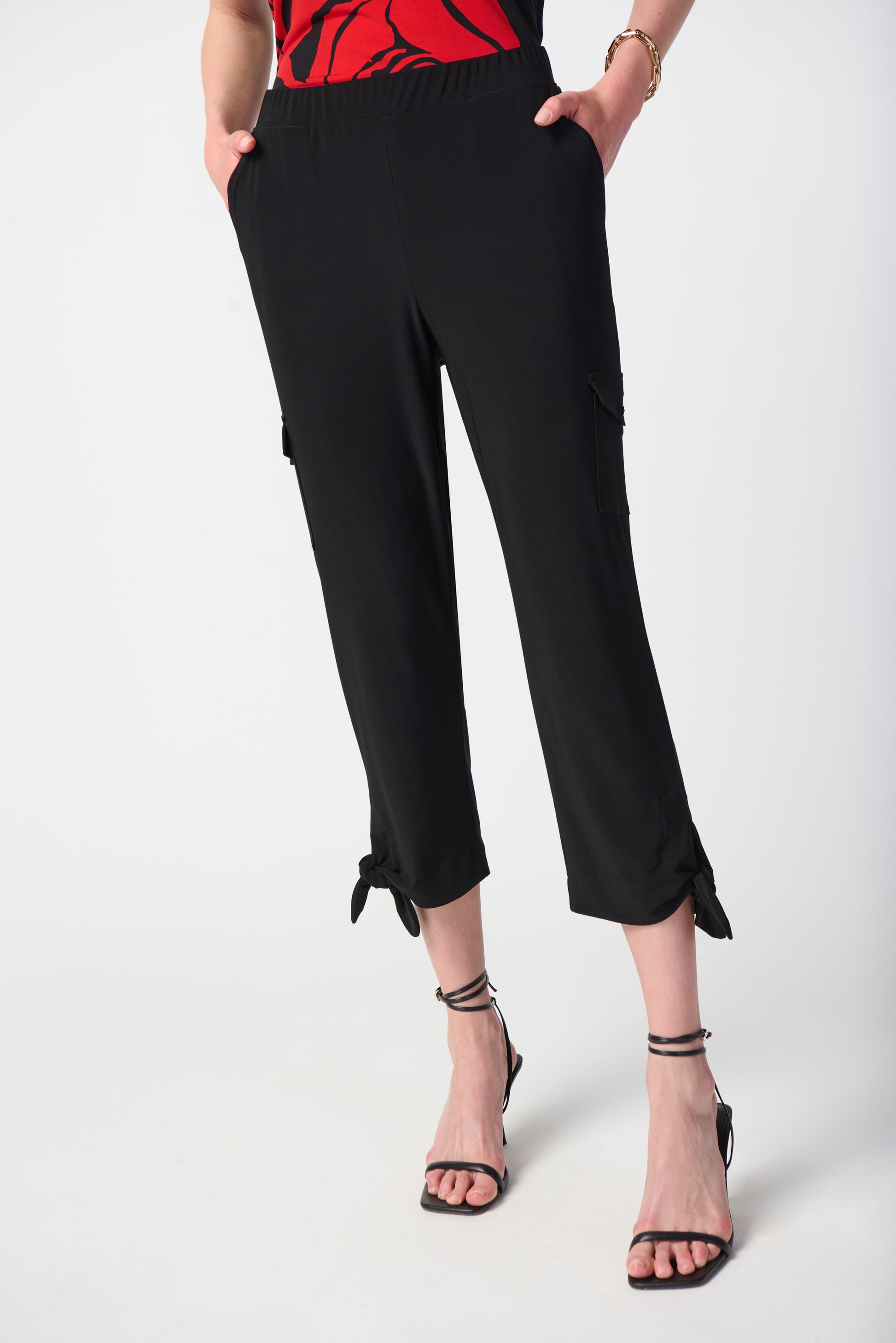 Silky Knit Jogger Pants with Cargo Pockets 241111