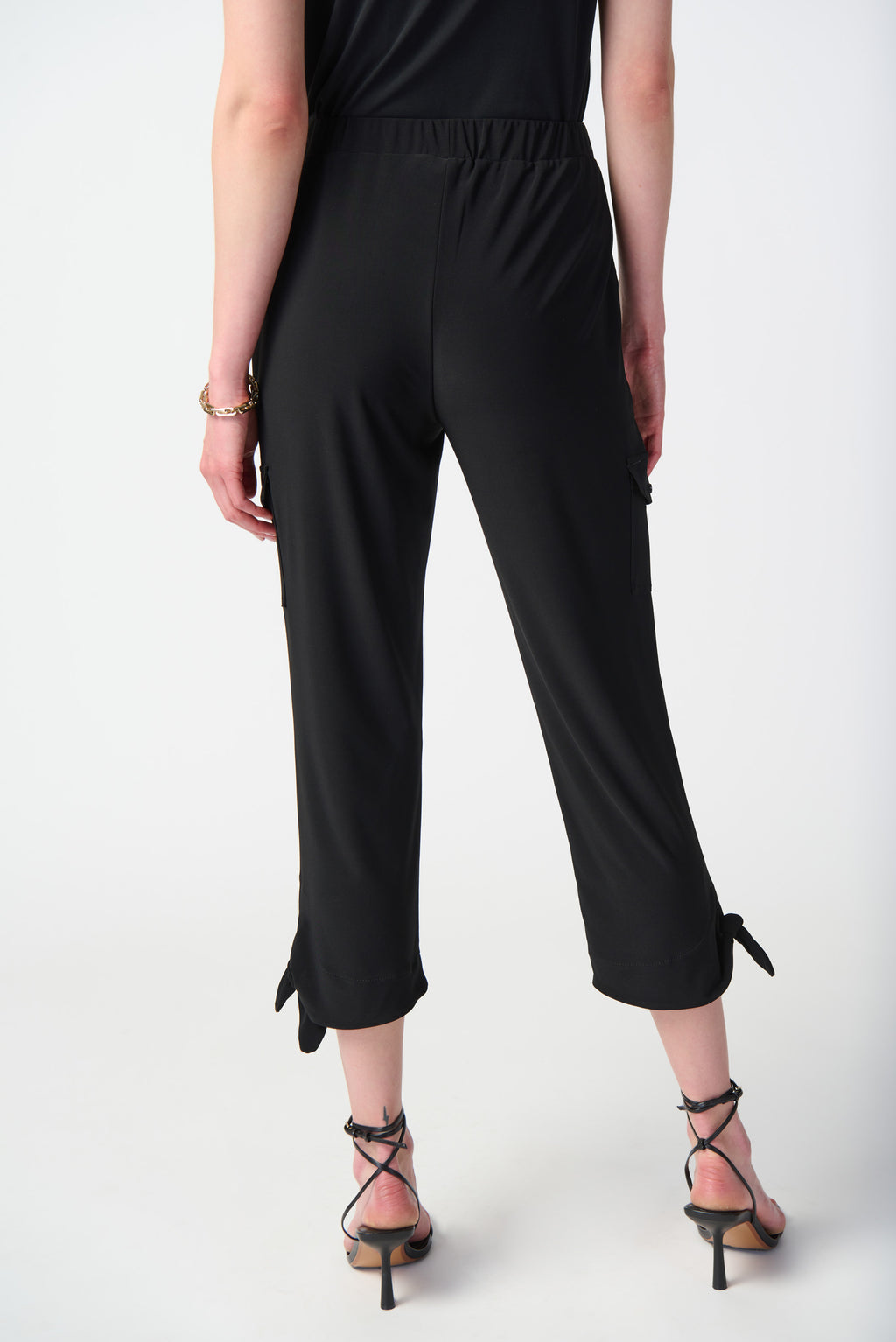 Silky Knit Jogger Pants with Cargo Pockets 241111