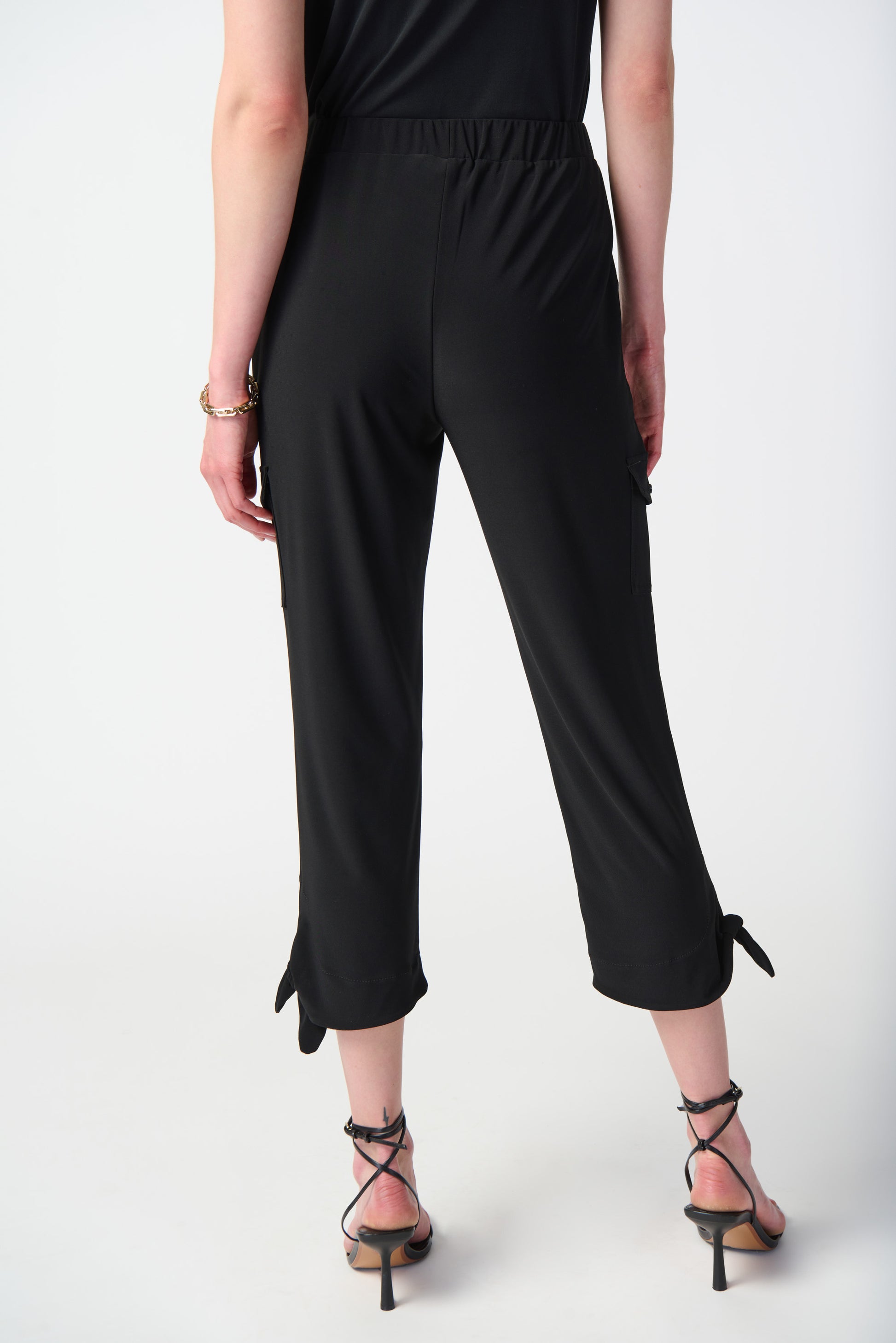 Silky Knit Jogger Pants with Cargo Pockets 241111