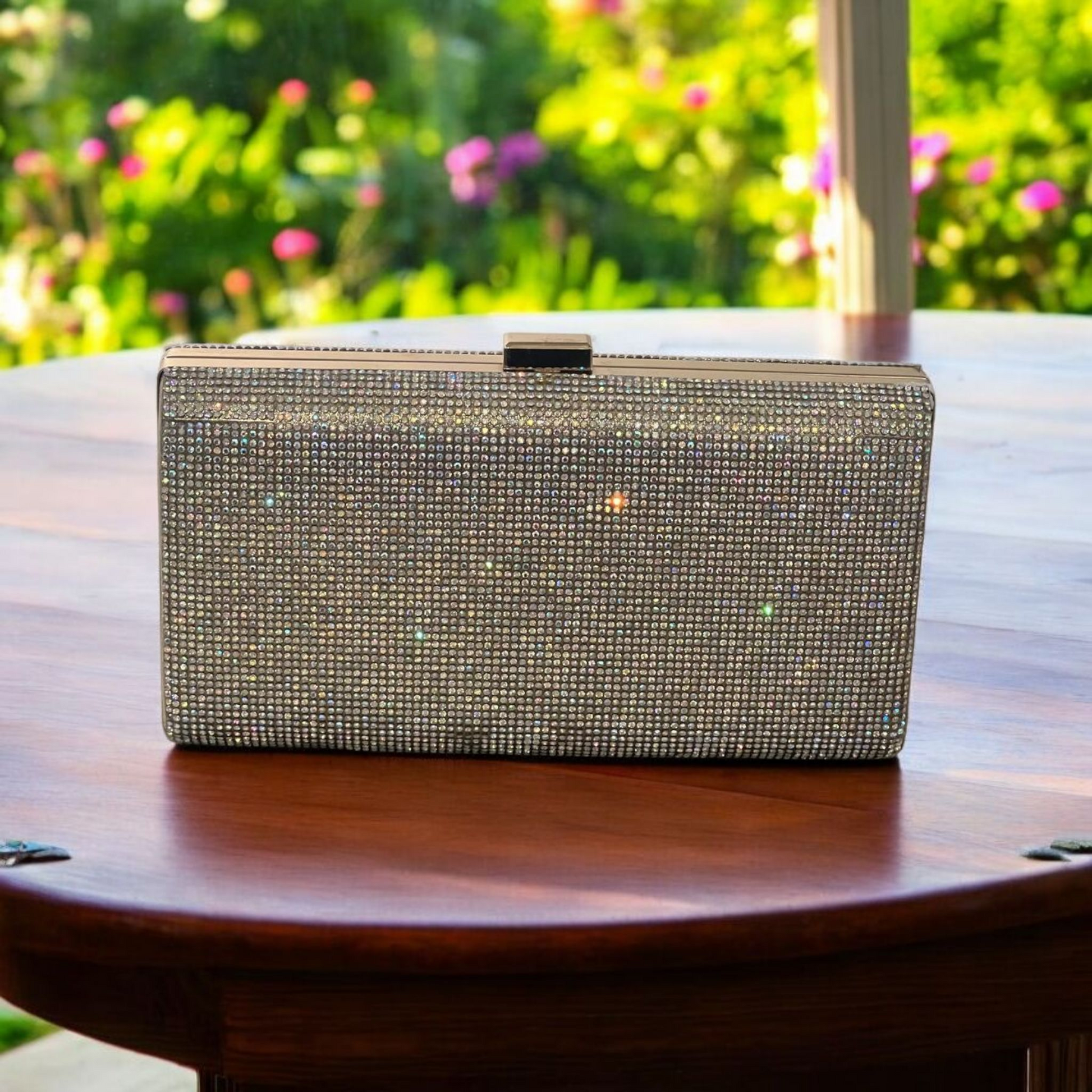 Golden women bag for occassion