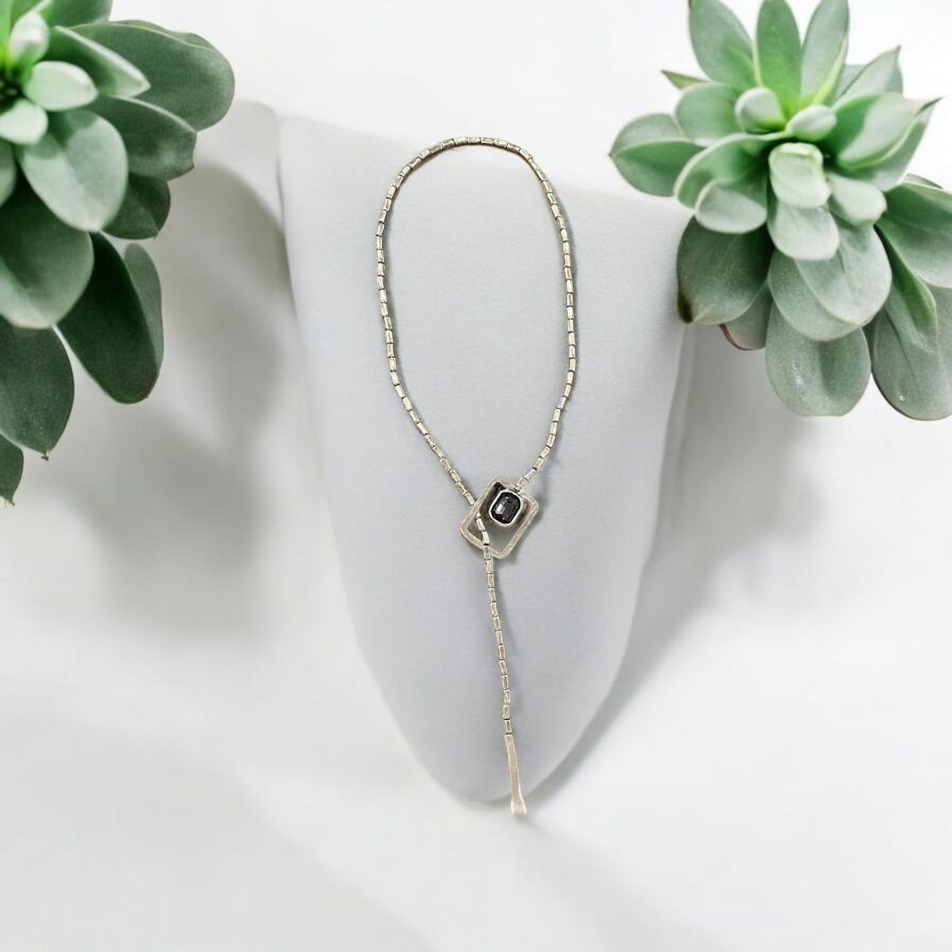 Stylish silver necklace with black stone