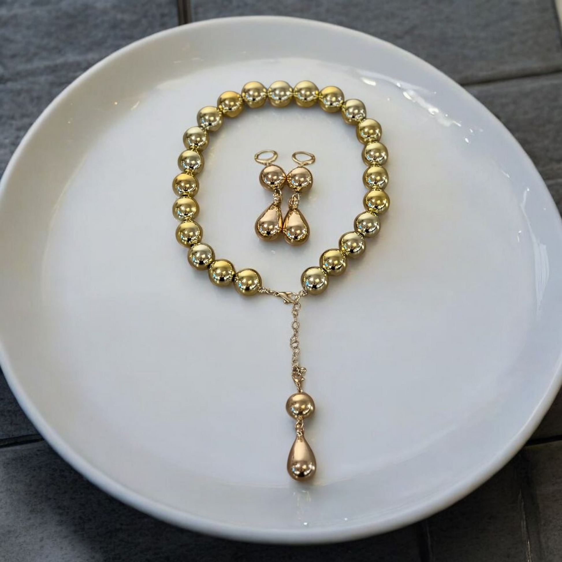 Golden Stone Necklace Set