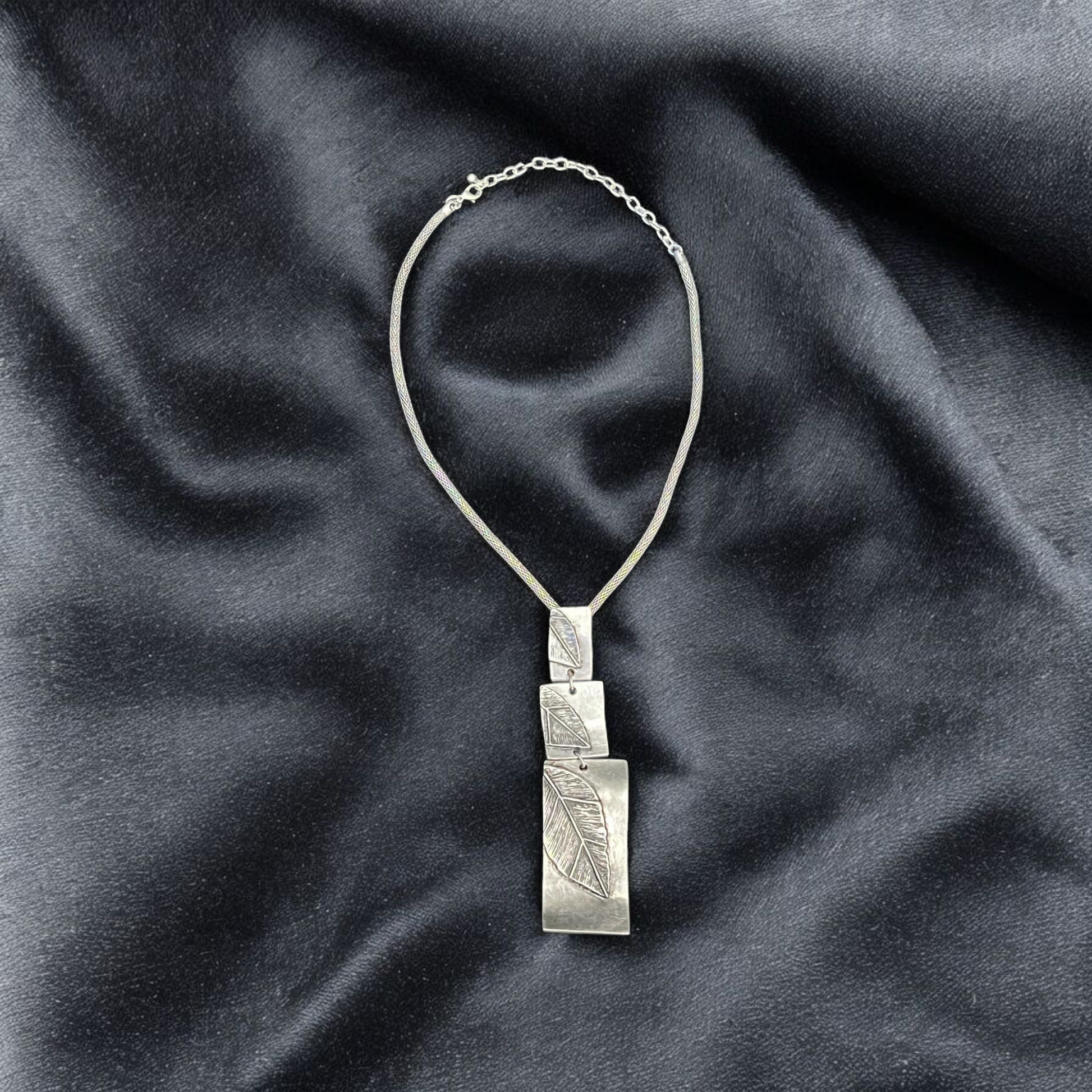Silver necklace for women